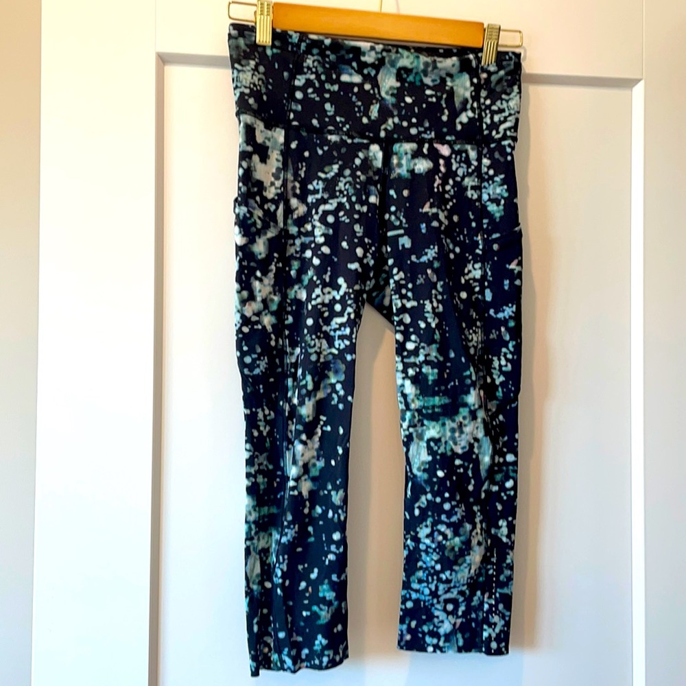 Lululemon crop pants